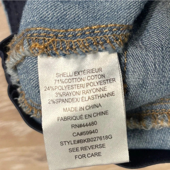 TINSELTOWN Pull On Flare Jeans Light Wash Daisy Jones Trending 70s Stretch SZ 11 - Picture 3 of 10